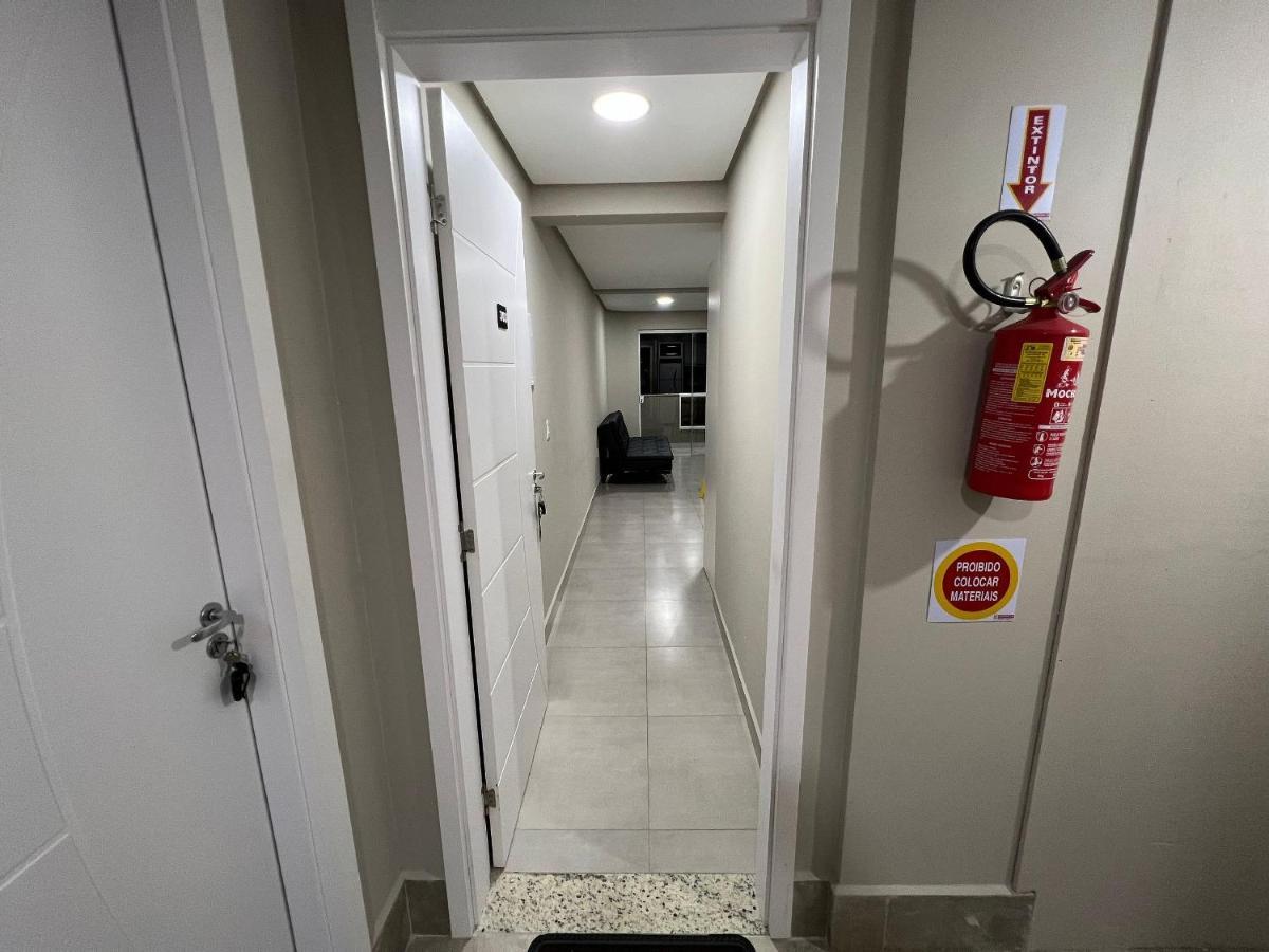 Апартаменти Residencial Tia Dilma Бомбіняс Екстер'єр фото